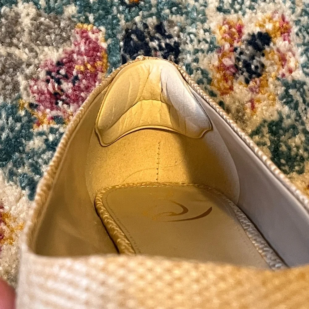 SUPER CUTE Flats “Wanda” Creamy/ Tan woven texture. Sam Edelman. Worn once. Sz 9 - Picture 7 of 8